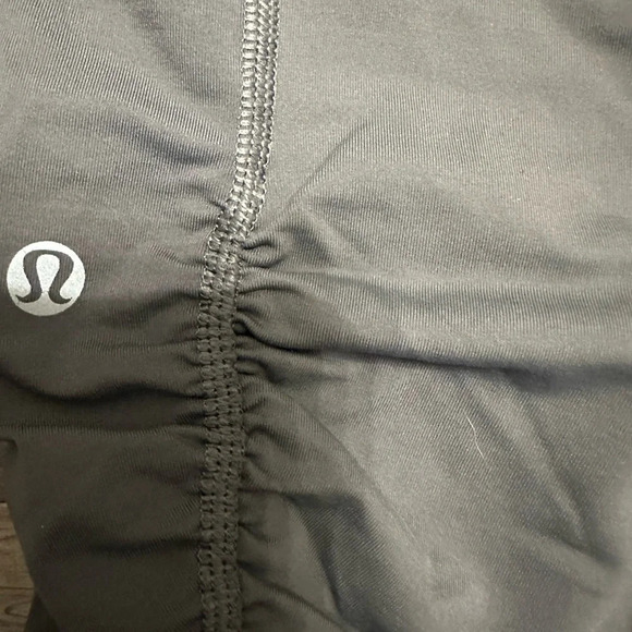 Lululemon Race With Grace Gray Soot Light Running Crop Reflective Run Tight 10 - Picture 5 of 5
